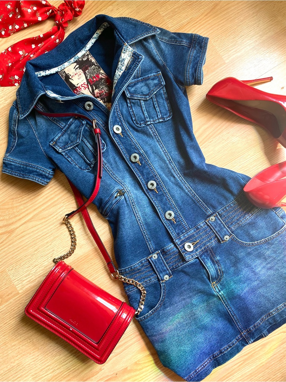 ICONIC GUESS Blue Denim Button-Front Short Sleeve Overall Dress